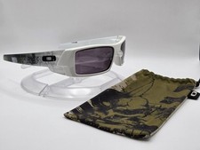 Oakley Gascan 10th Mountain Division Polished White / Warm Grey Collector Rare