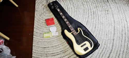 Basse fender duff - fender, mckagan