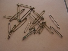 lot de 20 epingles   pour  insignes militaires anciens