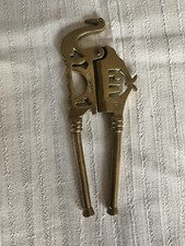 Casse Noix Ancien Laiton