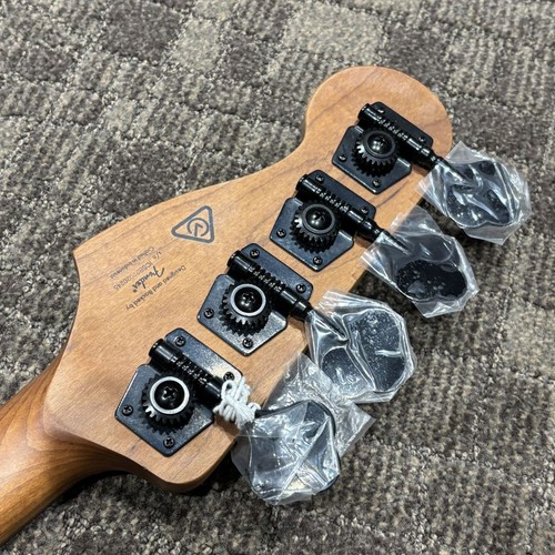 Fender squier precision - fender,