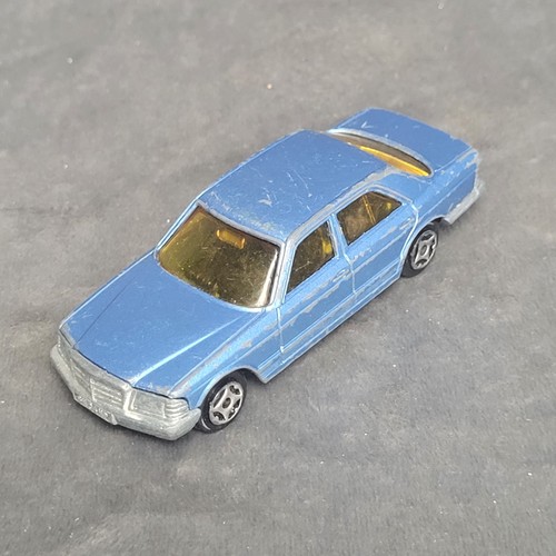 Petite voiture miniature norev - miniature,