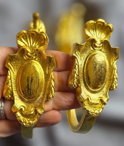 Paire embrasses en bronze - d',