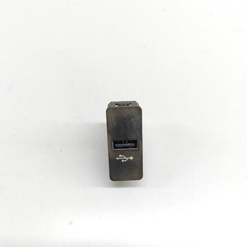 Connecteur prise usb bmw f30 - connecteur,