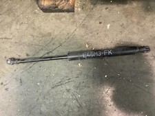 Verin de capot BMW M3 E46