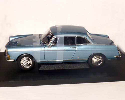 Peugeot 404 coupé bleu - peugeot, coupé,