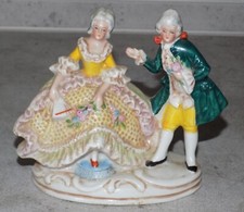 BISCUIT PORCELAINE ALLEMANDE REF 20934 GERMANY COUPLE DE BOURGEOIS