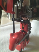 Playmobil Chevalier Dragon Rouge Avec Cheval Et Armoiries
