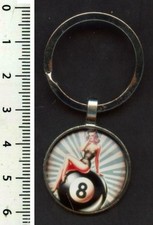 Porte-clés : PIN UP sur BOULE