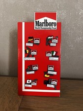 Lot 8 Pins Marlboro Formule 1