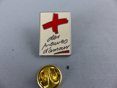Pin arthus bertrand croix - pin's,