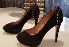 Magnifiques escarpins en daim, Zara, taille 39, neuves