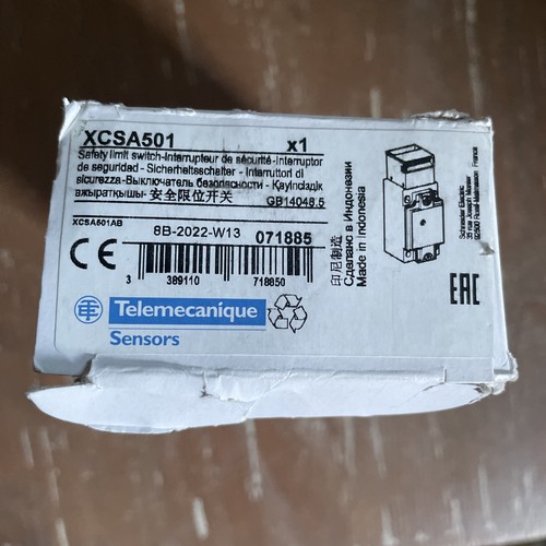 Xcs a501 telemecanique - -,