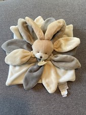 DOUDOU PLAT LAPIN DOUDOU ET COMPAGNIE COLLECTOR TAUPE ET BEIGE PÉTALE