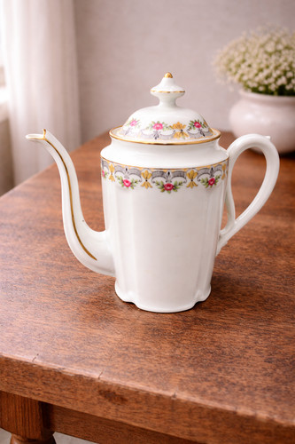 Ancienne cafetière verseuse - ancienne, cafetière,