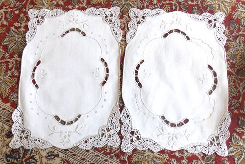 Napperons brodes main dentelle - napperons,