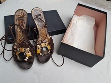 S H Y chaussure luxe été