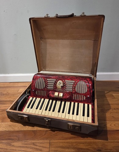 Galanti red accordion - galanti,