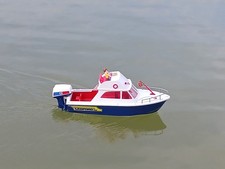 Vend ancien (fin des années 70's) bateau / canot de bassin, très bel état de jeu