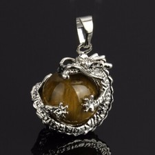 Collier avec pendentif Dragon