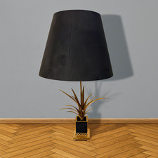 lampe en bronze et abat-jour tôle noir, modèle Roseaux, de la maison Charles