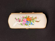 Pilulier en porcelaine décor floral Le Tallec Limoges France