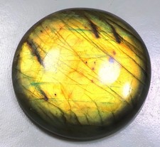 Pierre précieuse cabochon