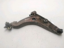 BRAS DE SUSPENSION AVANT DROIT (TRIANGLE) Porsche 944 1987