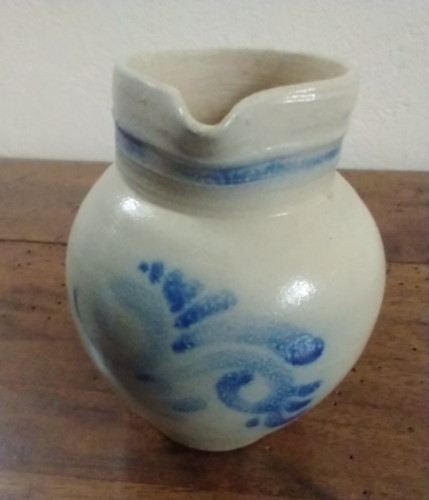 Charmant petit pot lait - pot,