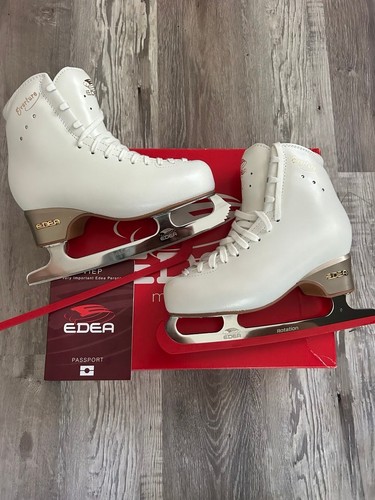 Edea figure skates size 235 - , c