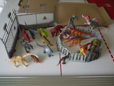 lot de 17 figurines dinosaures