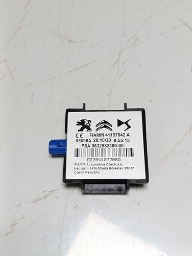 Peugeot 2008 2021 - 2008,