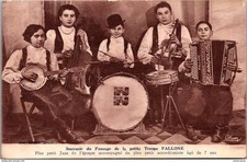 22507 cpa Spectacle - Souvenir du Passage de la Troupe Fallone