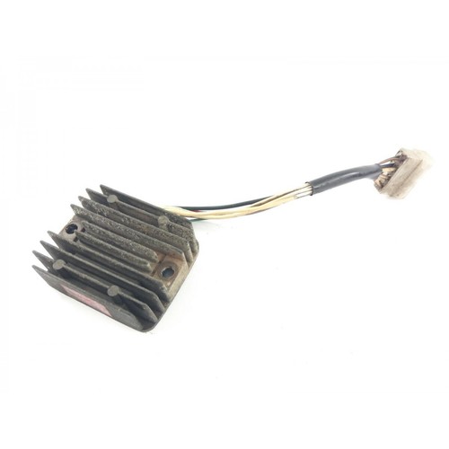 Yamaha 900 58l - f,