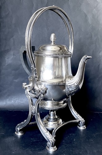 Exceptionnel grand samovar