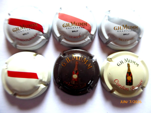 Série capsules de - de,