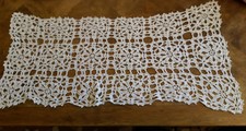 NAPPERON  AU CROCHET ANCIEN