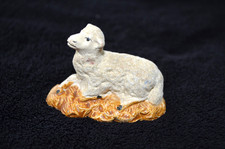 santon DEVINEAU, le mouton floqué couché, hauteur 4,5 cm, taille 3