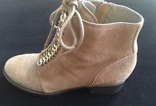 NEW $179 Karl Lagerfeld Paris