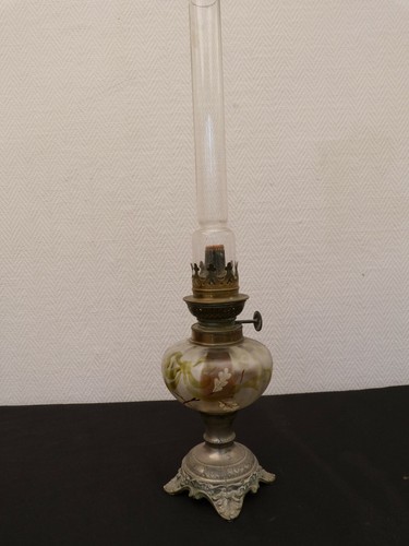 Ancienne lampe pétrole - lampe,