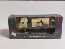 Camion Mercedes-Benz Herpa 811 150 - 1/87 - HO