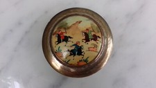 Ancien poudrier ou boîte à