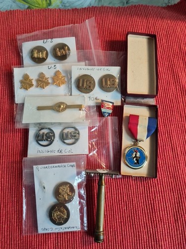 Lot insigne militaire guerre - insigne,