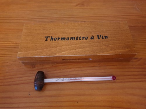 Thermomètre vin dans sa - dans,