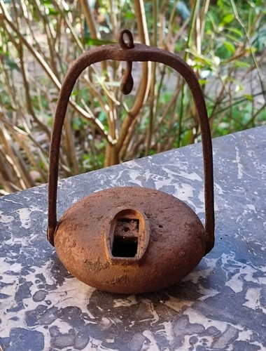 Ancienne petite lampe - petite, de