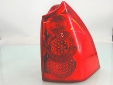 Feu arriere principal droit