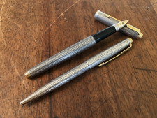 STYLO PLUME ET STYLO BILLE EN