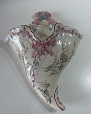 Rare KG LUNEVILLE  Bouquetiere Terre de Fer décor polychrome Bleuet Collection