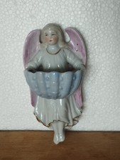 Bénitier en porcelaine