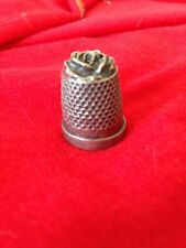 Dé À Coudre En Etain Signé Michel Laude 